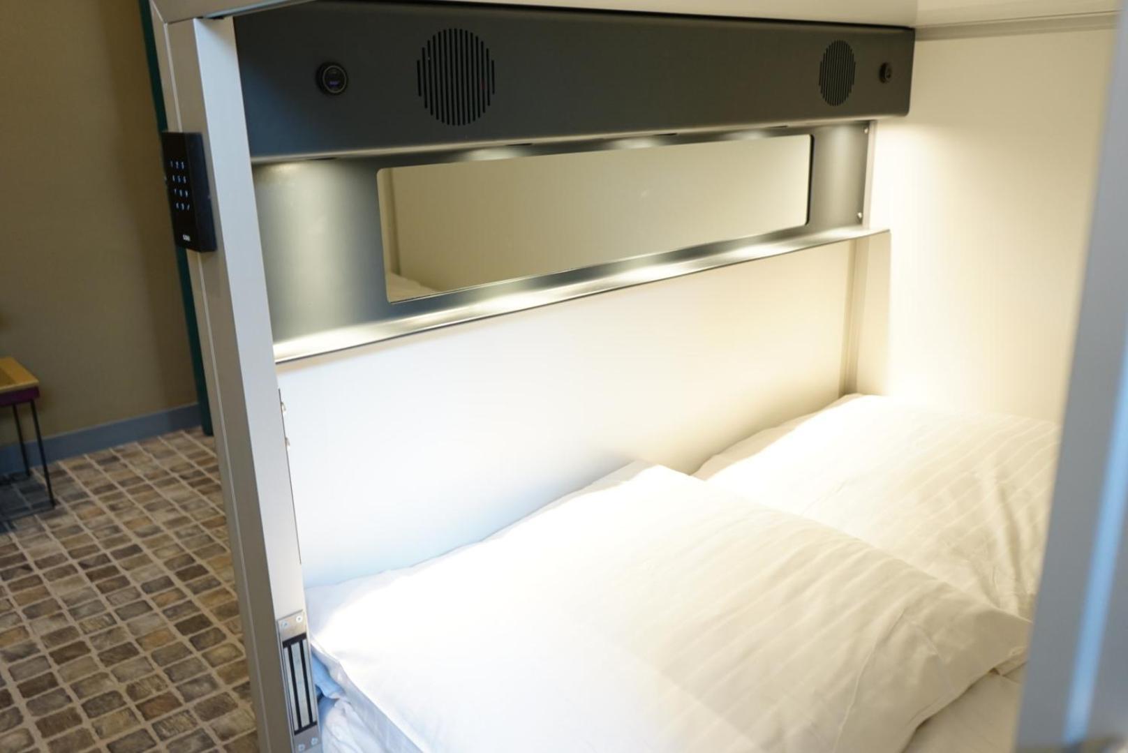 Sunflower Hostel Берлин Экстерьер фото