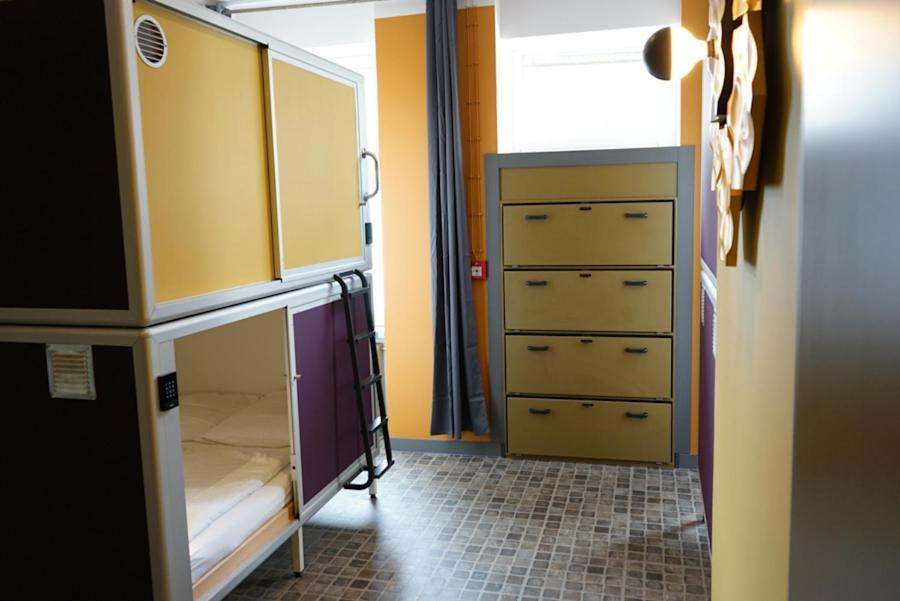 Sunflower Hostel Берлин Экстерьер фото